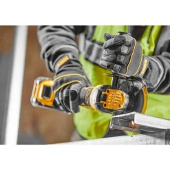 Akkukulmahiomakone