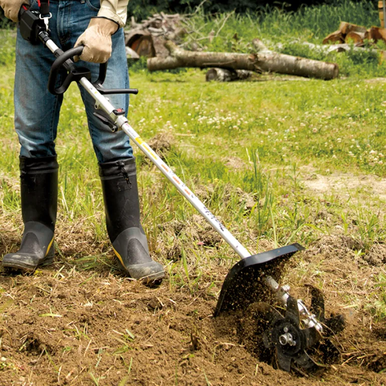 Jyrsinlisälaite